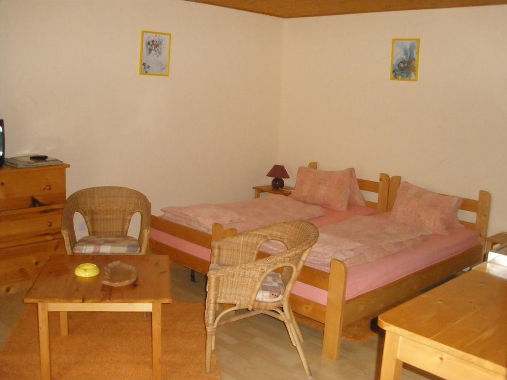Mirtill Apartmanház Heviz Quarto foto